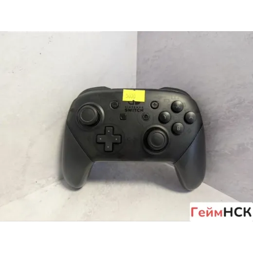 Nintendo Switch Pro Controller б/у — 8158221451 (Nintendo Switch Pro Controller)