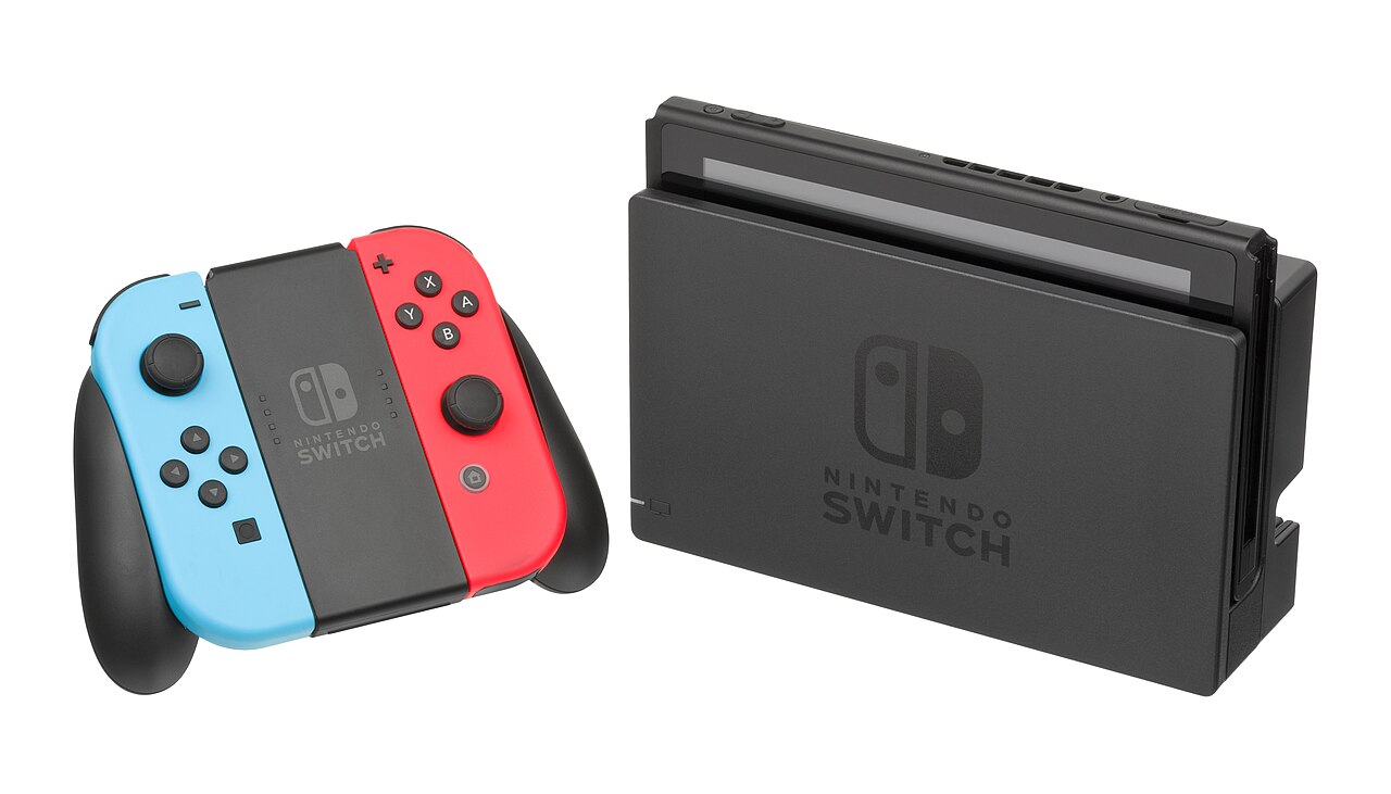 Nintendo Switch с Joy-Con контроллерами